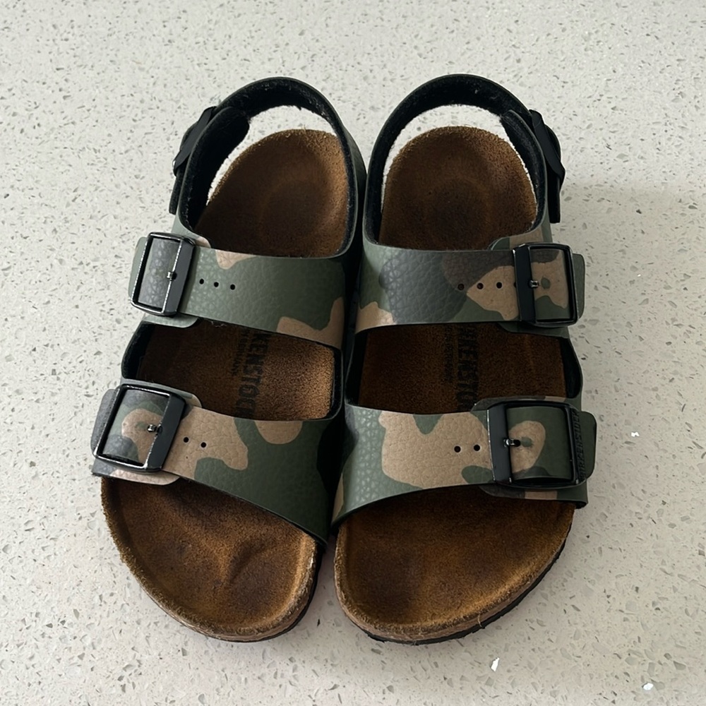Birkenstock Milano Kids Sandal Desert Soil Camo Khaki-Big Kids 11-11.5
